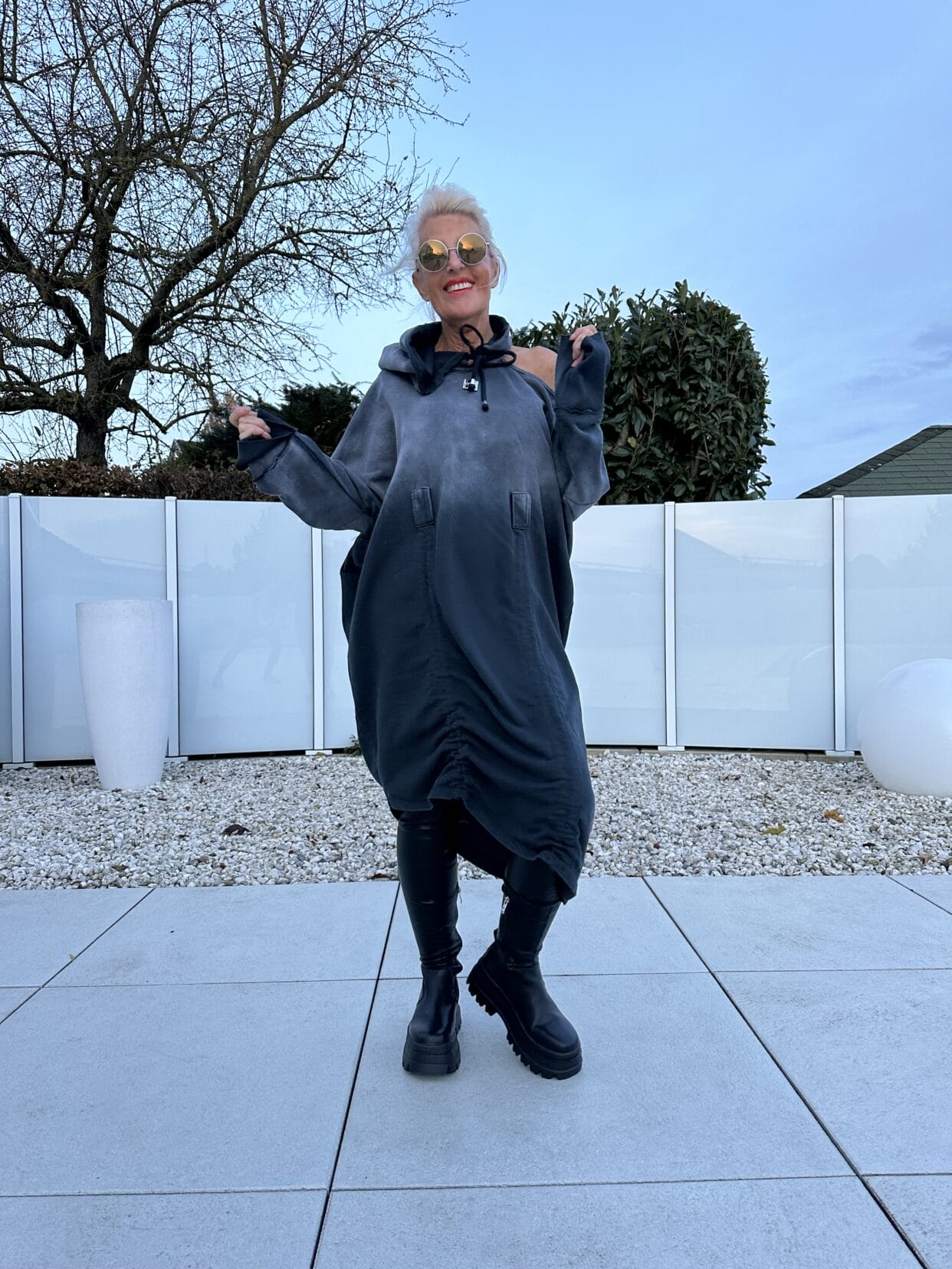 Produktbild von Trina Turk Damen Arlette Kleid - Schickes Etuikleid Mit Seitenschleifen