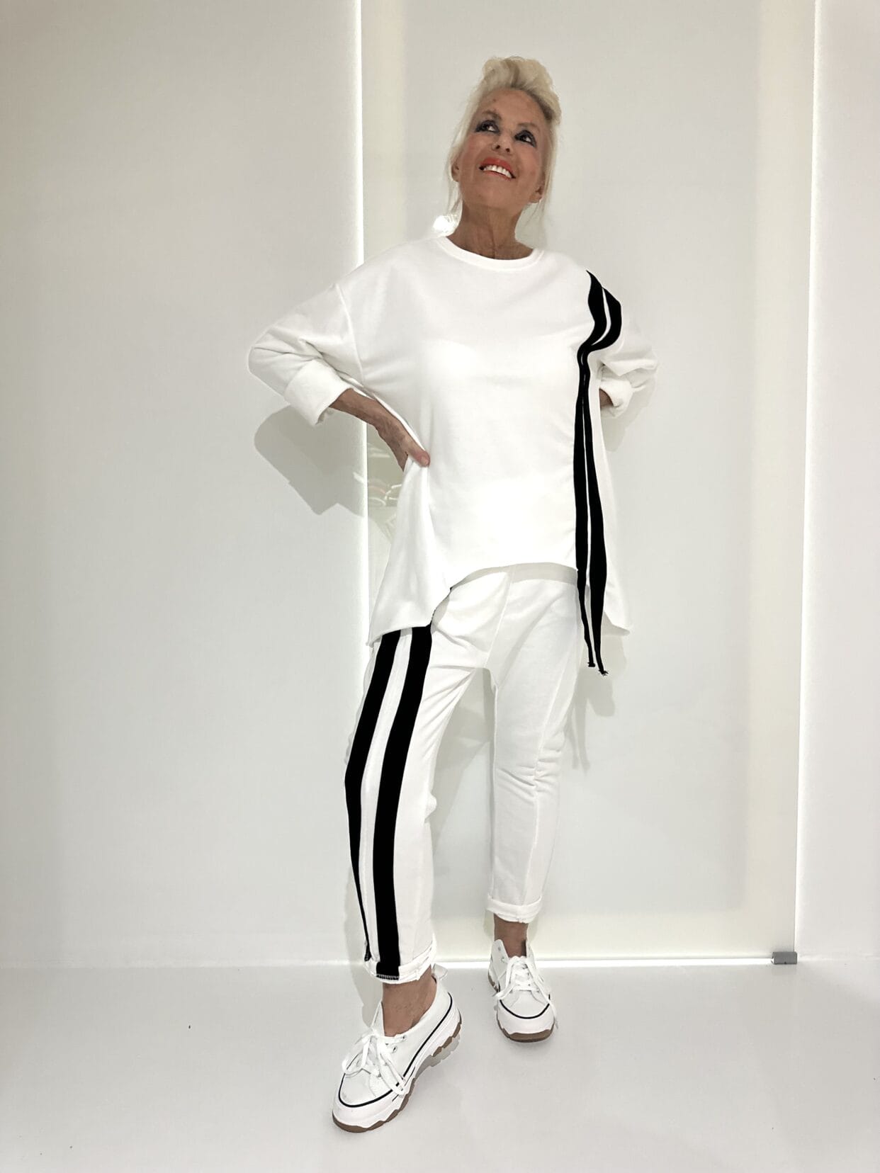 Anzug TwoBigStripes – Image 4