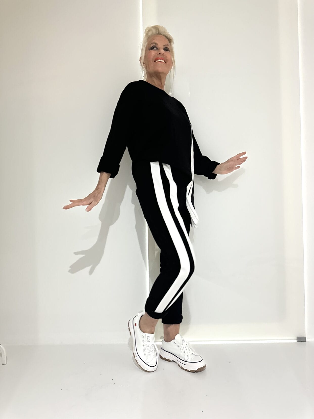 Anzug TwoBigStripes – Image 2