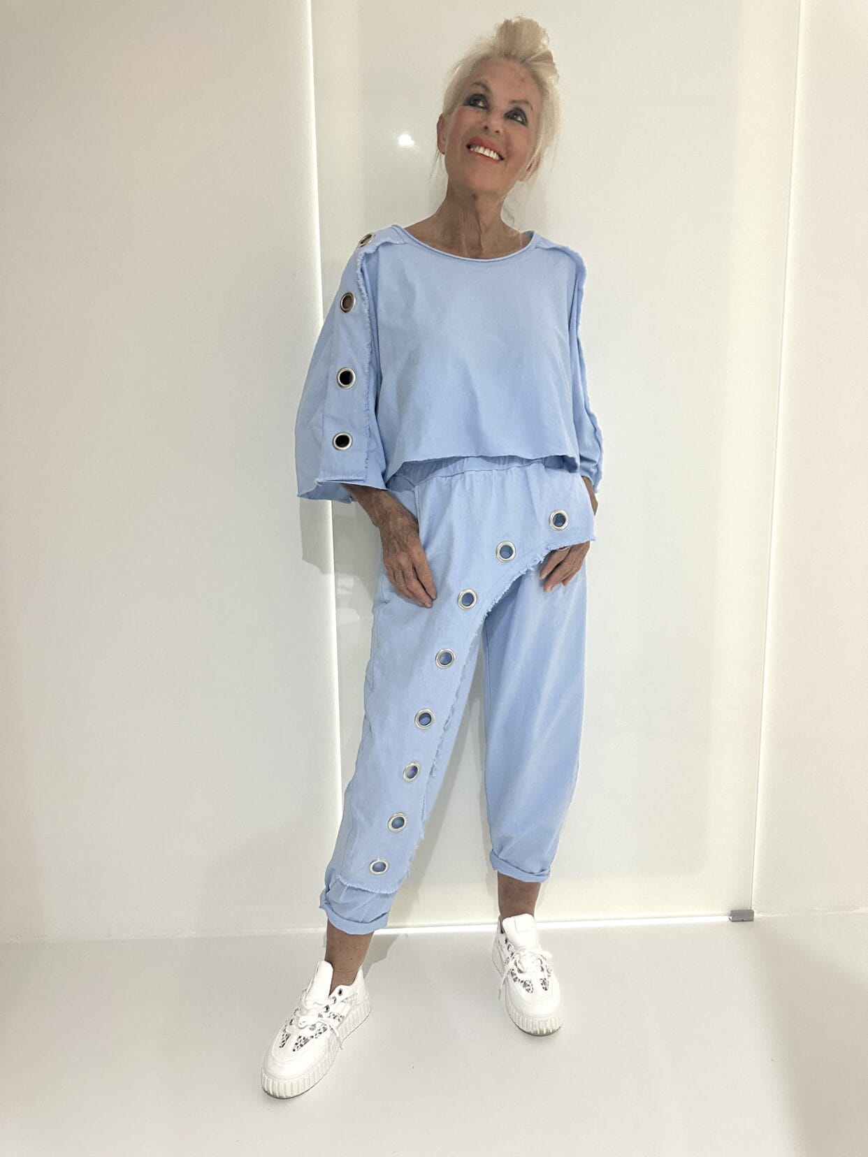 Anzug SchürzeNieten - Image 5