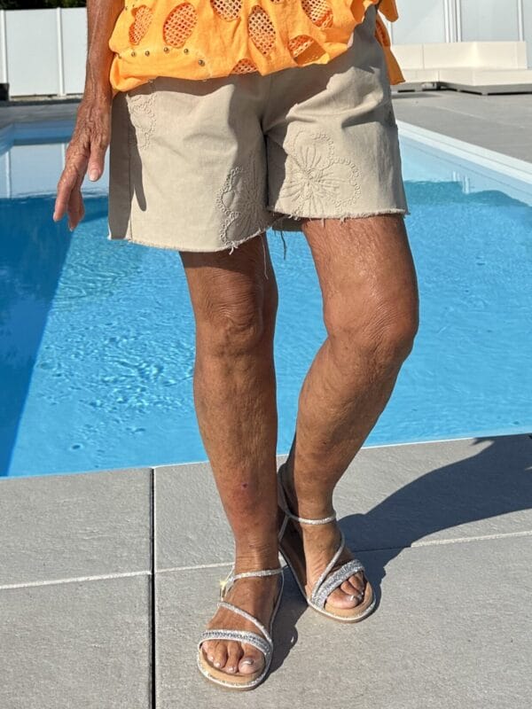 Shorts Stickerei